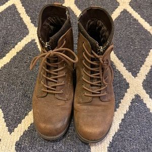 Women’s Brown Boots